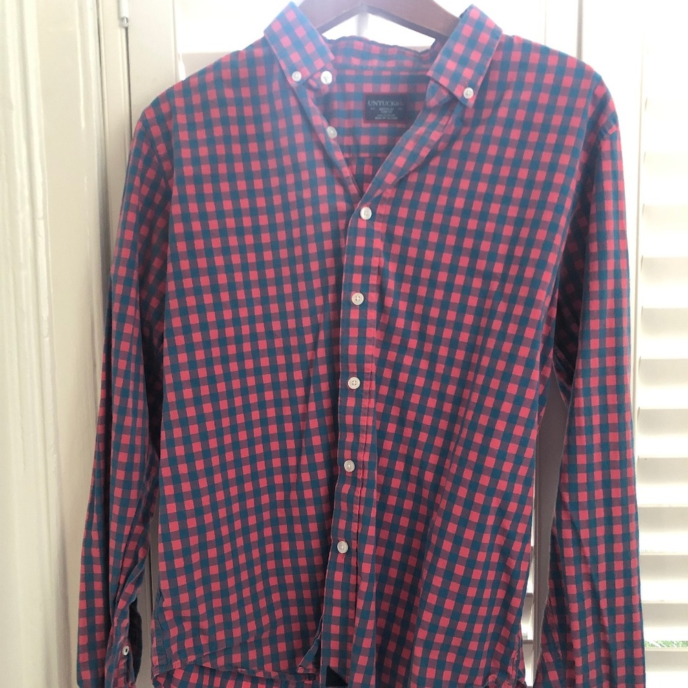 Untuckit Slim Fit button down shirt - Medium